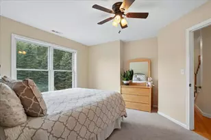 7 King James Dr, Londonderry, NH 03053 - Photo 42
