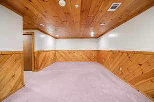 614 Elmwood Dr, Hudson, NH 03051 - Photo 24