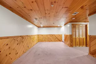614 Elmwood Dr, Hudson, NH 03051 - Photo 26