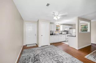 614 Elmwood Dr, Hudson, NH 03051 - Photo 12
