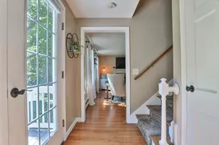 24 Beaver Brook Cir, Amherst, NH 03031 - Photo 10
