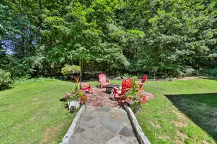 24 Beaver Brook Cir, Amherst, NH 03031 - Photo 6