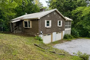 150 Birchcroft Dr, Littleton, NH 03561 - Photo 2