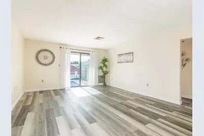 3 Roedean Drive #Apt 208, Nashua, NH 03063 - Photo 2