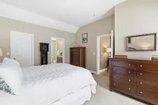 32 Peacock Brook Ln, Amherst, NH 03031 - Photo 10