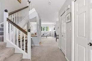33 Larkspur Ct, Nashua, NH 03062 - Photo 4