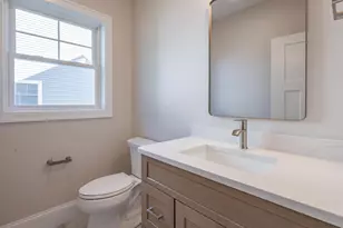 10 Wilderness Dr, Nashua, NH 03062 - Photo 12