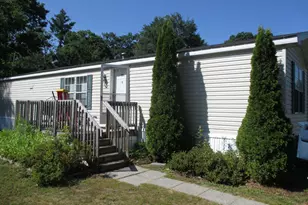 109 Colonial Ave, Somersworth, NH 03878 - Photo 2