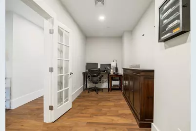 50 Maplewood Avenue #301, Portsmouth, NH 03801 - Photo 14