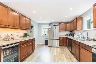 18 Brook Street, Derry, NH 03038 - Photo 10