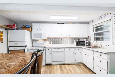18 Brook Street, Derry, NH 03038 - Photo 30