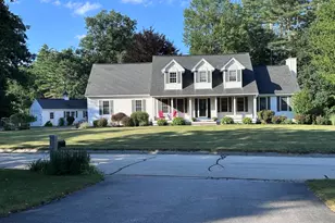 9 Taconic Dr, Amherst, NH 03031 - Photo 2