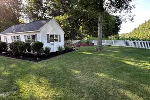9 Taconic Dr, Amherst, NH 03031 - Photo 4