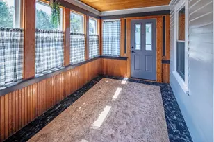 20 Dewey St, Rochester, NH 03867 - Photo 14
