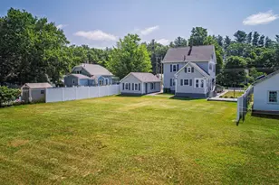 20 Dewey St, Rochester, NH 03867 - Photo 38