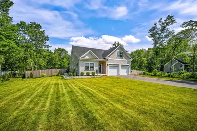 71 Signature Drive, Barrington, NH 03825 - Photo 2