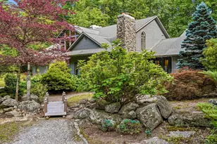5 Farmington Rd, Amherst, NH 03031 - Photo 4