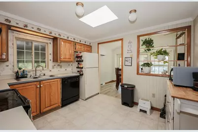2 Elm Place, Loudon, NH 03307 - Photo 6