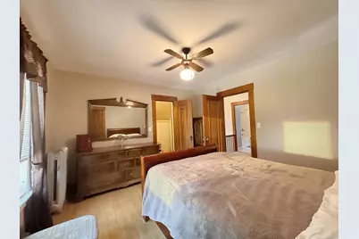 260 Pleasant Street, Claremont, NH 03743 - Photo 22