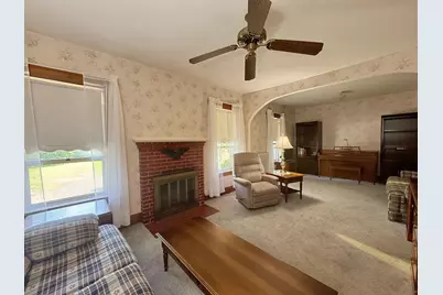 260 Pleasant Street, Claremont, NH 03743 - Photo 14