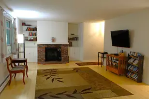 31 Pleasant St, Lebanon, NH 03784 - Photo 6