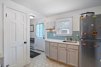 30 Whittier Street, Dover, NH 03820 - Photo 12