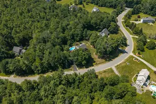 13 Robinson St, Brentwood, NH 03833 - Photo 44
