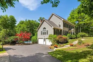13 Robinson St, Brentwood, NH 03833 - Photo 4