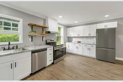 17 Charles Street, Franklin, NH 03235 - Photo 2