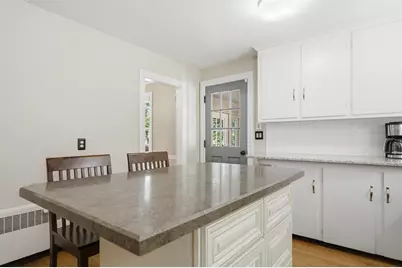1333 Beech Street, Manchester, NH 03104 - Photo 6