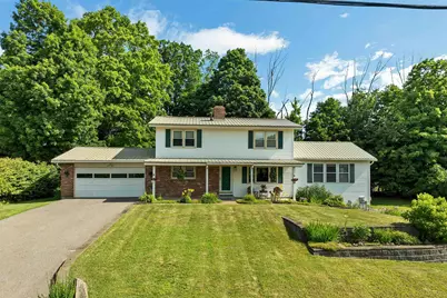 28 Hillcrest Drive, Laconia, NH 03246 - Photo 2