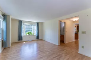 62 Lochmere Ln, Nashua, NH 03063 - Photo 10