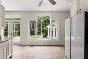 38 Rowell Rd E, Brentwood, NH 03833 - Photo 6