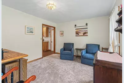 33 Colleen Drive, Salem, NH 03079 - Photo 16