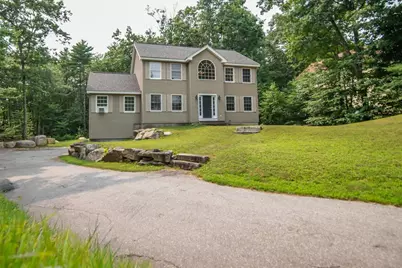 7 Dove Road, Hooksett, NH 03106 - Photo 1