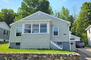 332 Grafton St, Berlin, NH 03570 - Photo 2