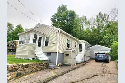 332 Grafton Street, Berlin, NH 03570 - Photo 2
