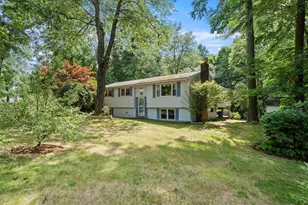 135 Musquash Rd, Hudson, NH 03051 - Photo 2