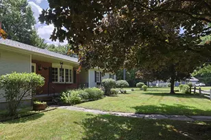 94 James St, Hartford, VT 05001 - Photo 8