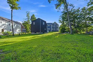 18 Souhegan St, Milford, NH 03055 - Photo 44
