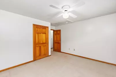5 Plaza Avenue, Hudson, NH 03051 - Photo 24