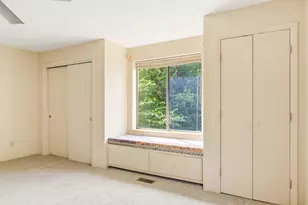365 Kearney Cir, Manchester, NH 03104 - Photo 38