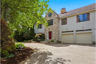 365 Kearney Circle, Manchester, NH 03104 - Photo 2