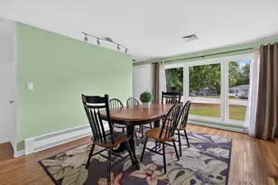 75 Forest Park Dr, Nashua, NH 03060 - Photo 12