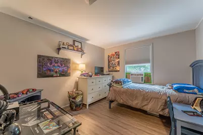 7 Woods Avenue, Londonderry, NH 03053 - Photo 8