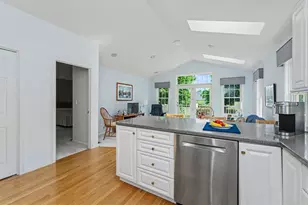 27 Gleneagle Dr, Bedford, NH 03110 - Photo 20