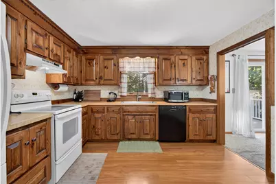 21 Hazel Avenue, Nashua, NH 03062 - Photo 16