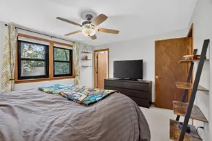 21 Hazel Ave, Nashua, NH 03062 - Photo 24