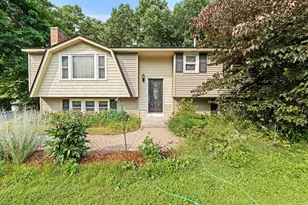 10 Wentworth St, Nashua, NH 03060 - Photo 1