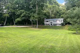 196 Tanglewood Dr, Henniker, NH 03242 - Photo 2